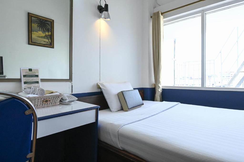 The Krungkasem Srikrung Hotel- SHA Extra Plus