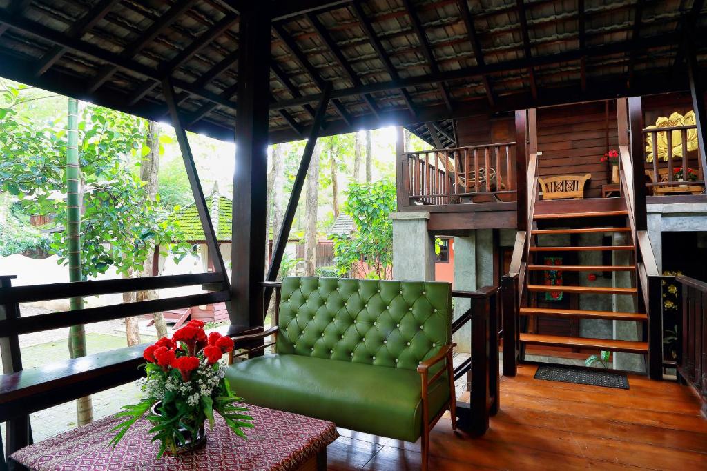 E-Outfitting Doikham Resort