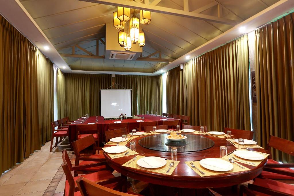 E-Outfitting Doikham Resort