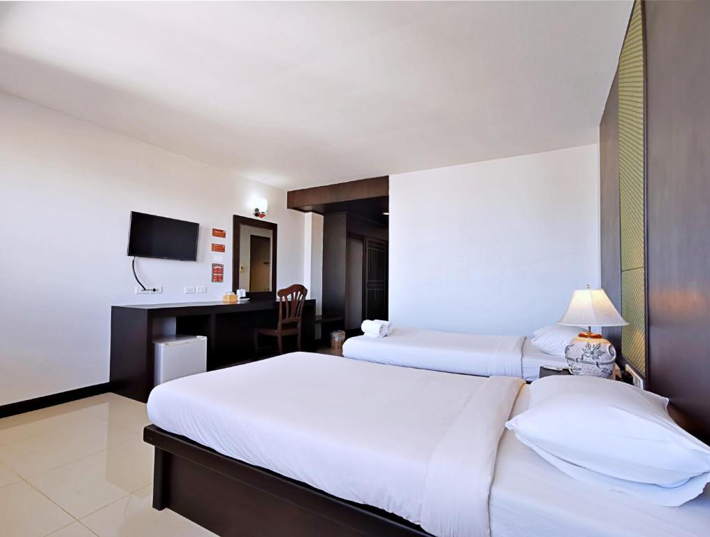 Nana Buri Hotel