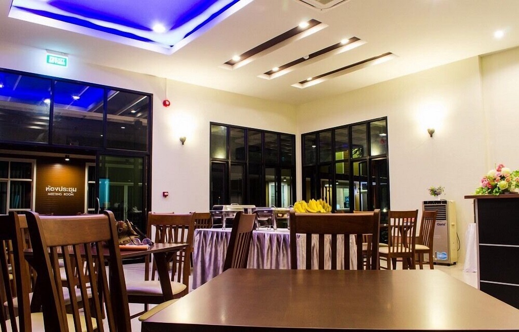 Seree Grand Resort