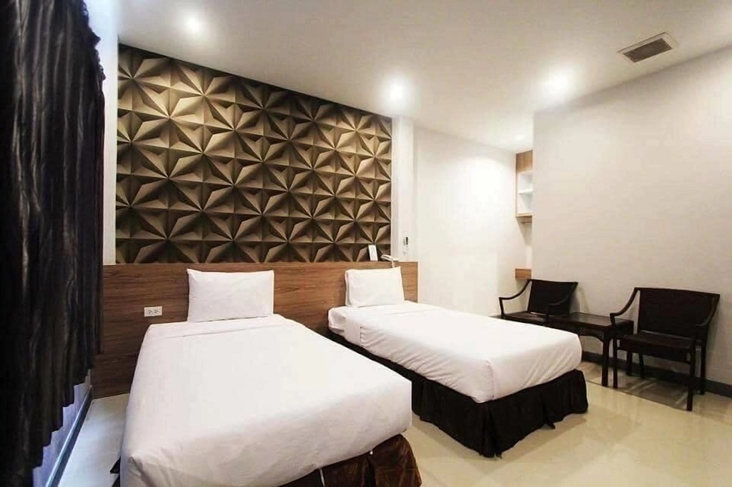 Seree Grand Resort