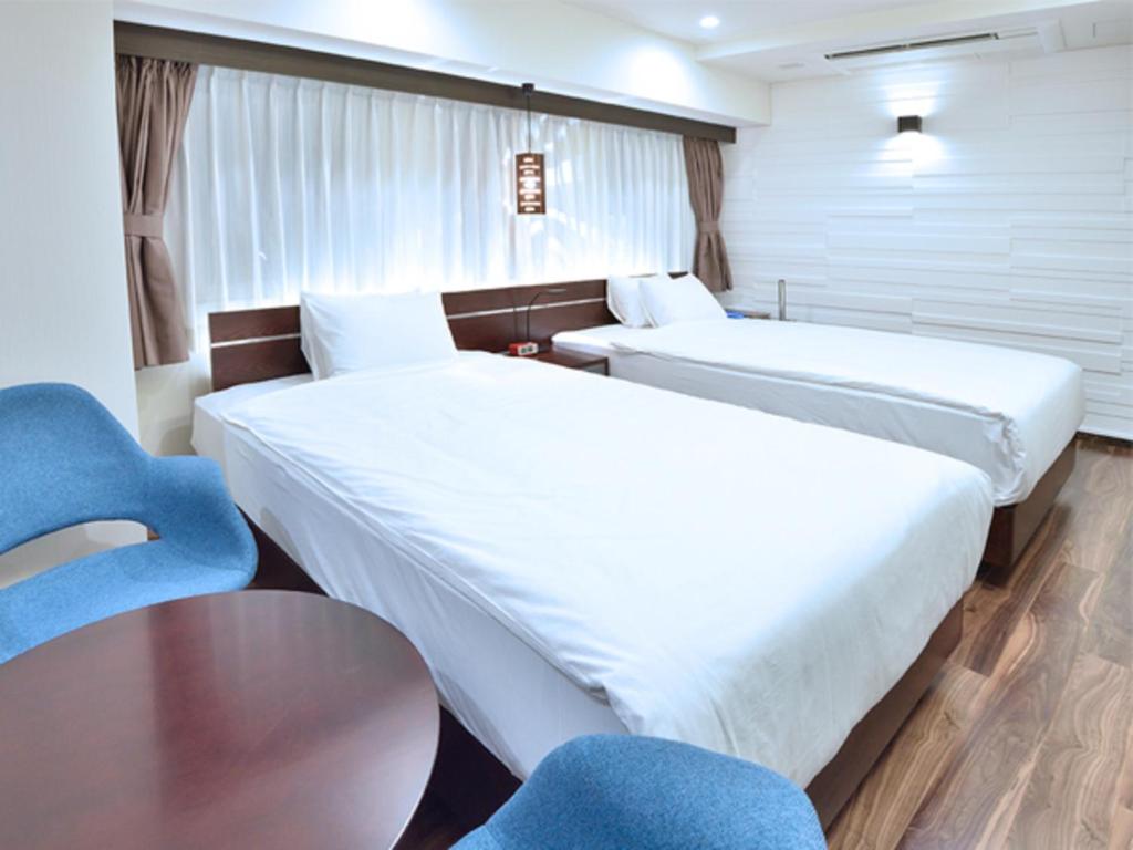 Breath Hotel
