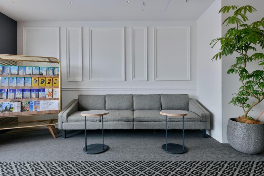 Vessel Inn Keisei Tsudanuma Ekimae