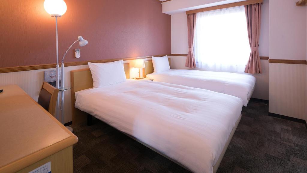 Toyoko Inn Matsuyama Ichibancho