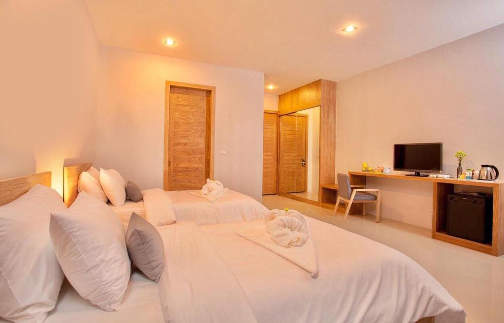 Lemonade Phuket Hotel -SHA Plus