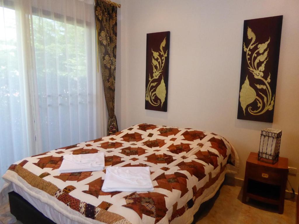 VIP Chain Resort Pool Villa