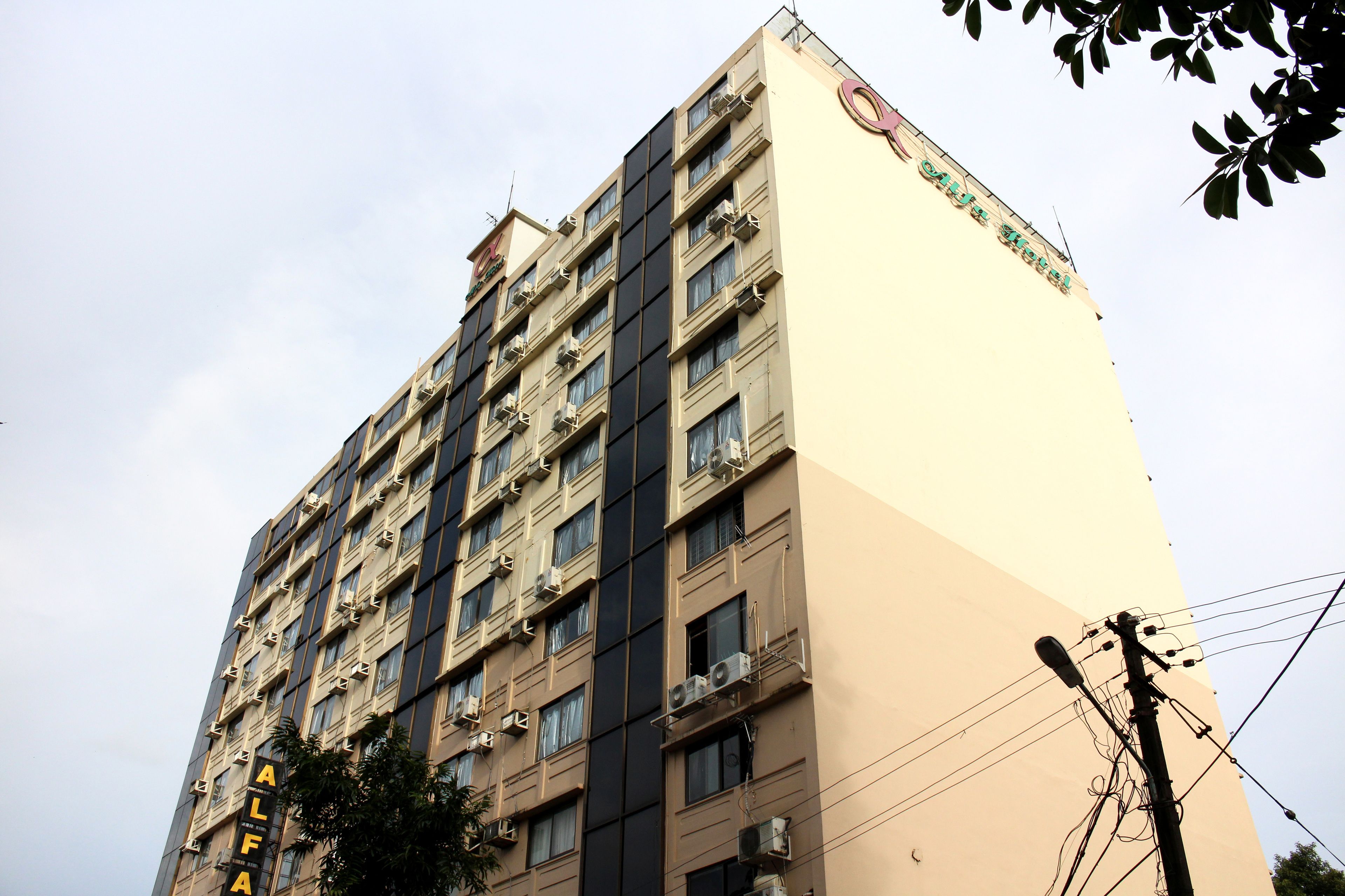 Alfa Hotel