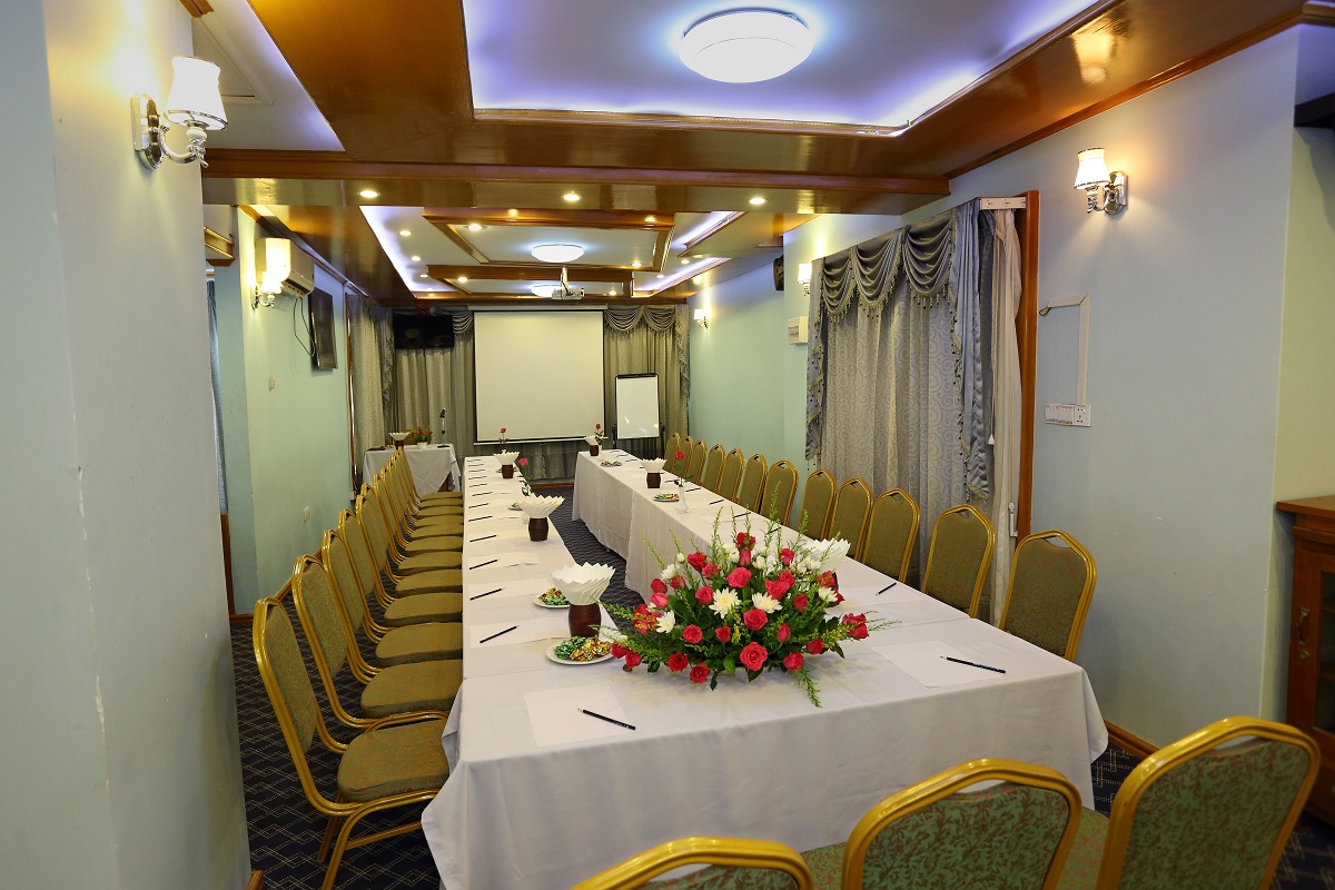Hotel Dingar