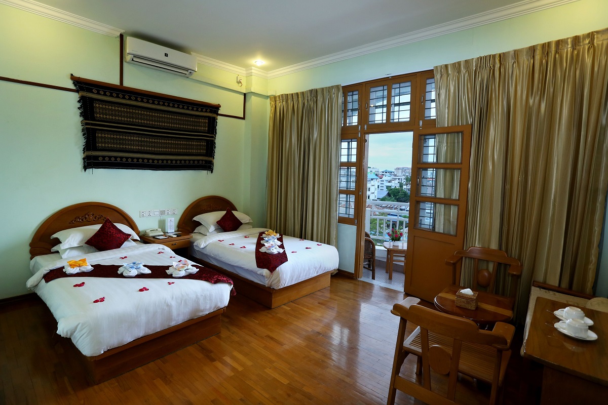 Hotel Dingar