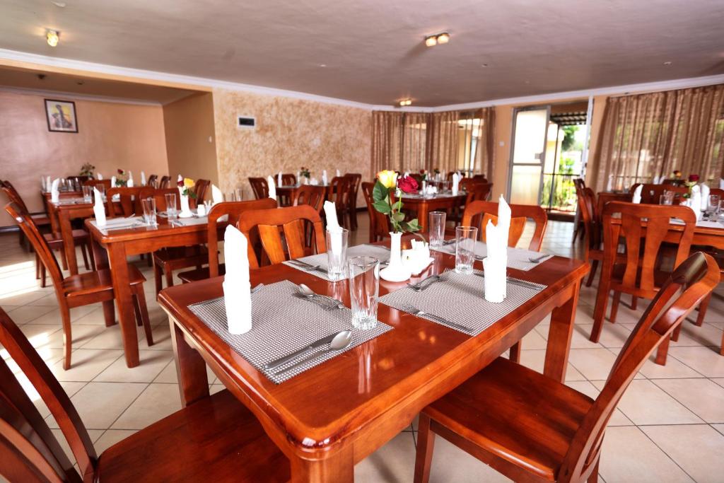 Longview Suites
