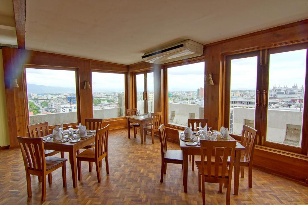 Shwe Ingyinn Hotel Mandalay