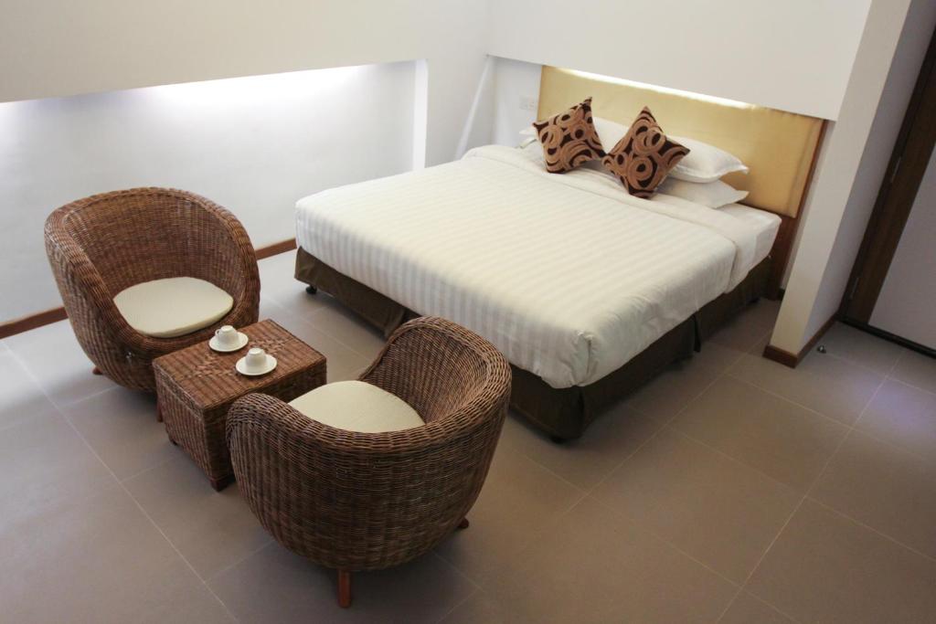 The RGN City Lodge