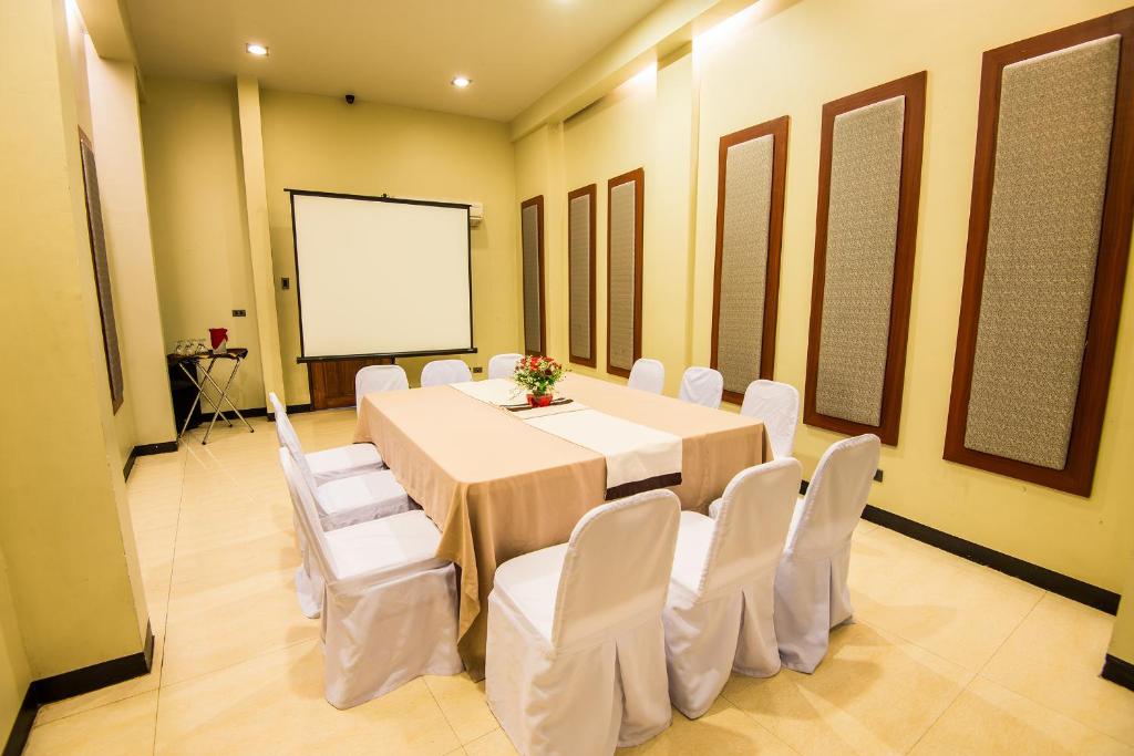 Ariana Hotel