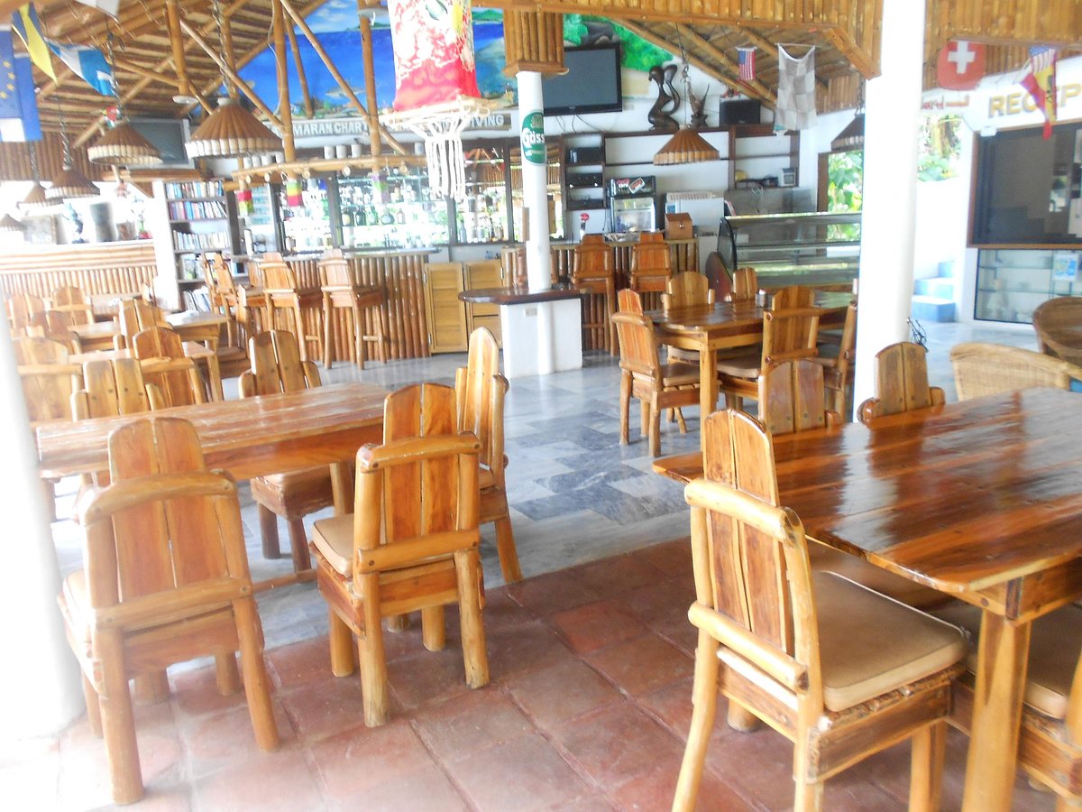 Dolphinbay Beachfront Resort