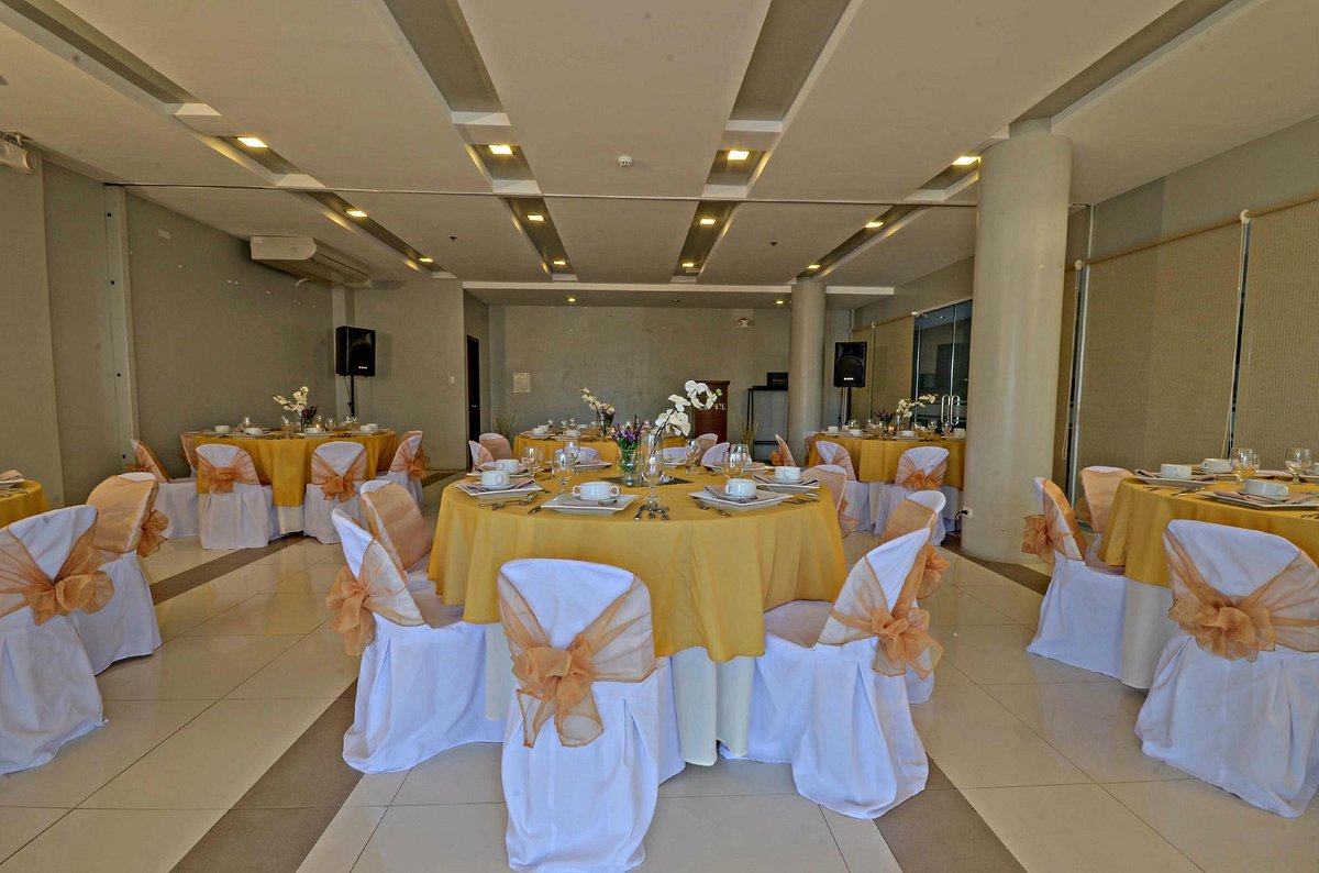 Empire Suites Hotel