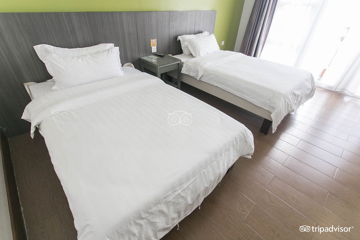 Newtown Plaza Hotel