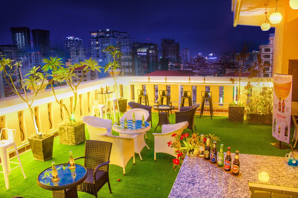 The Mou Hotel
