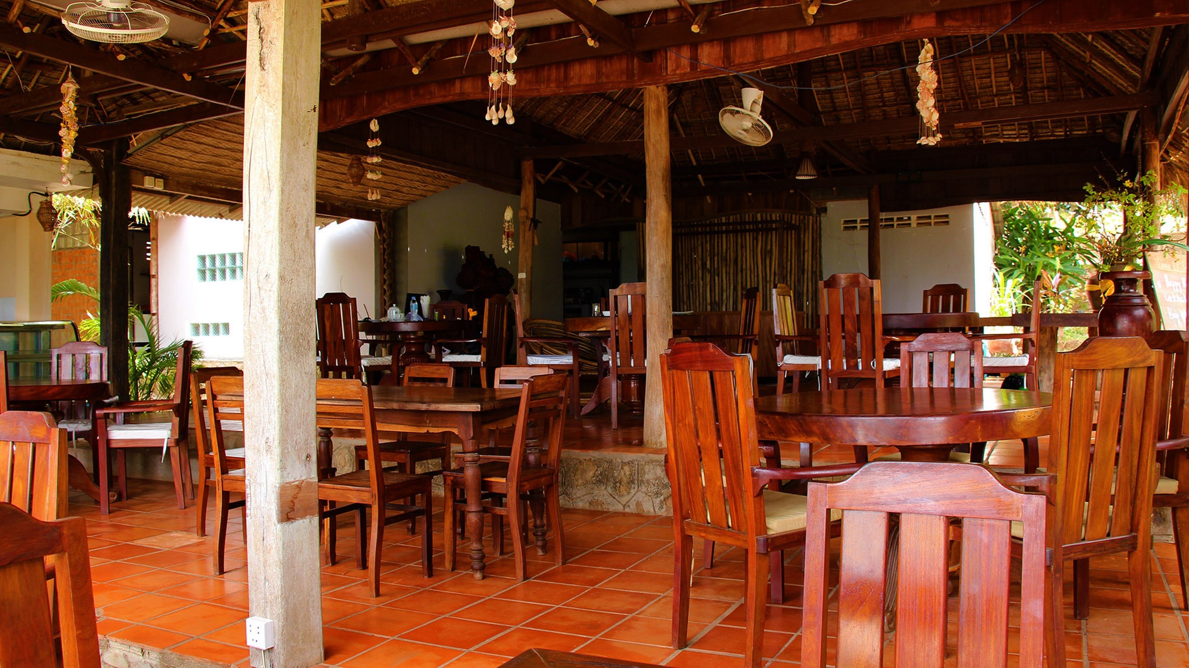 VANNA Hill Resort