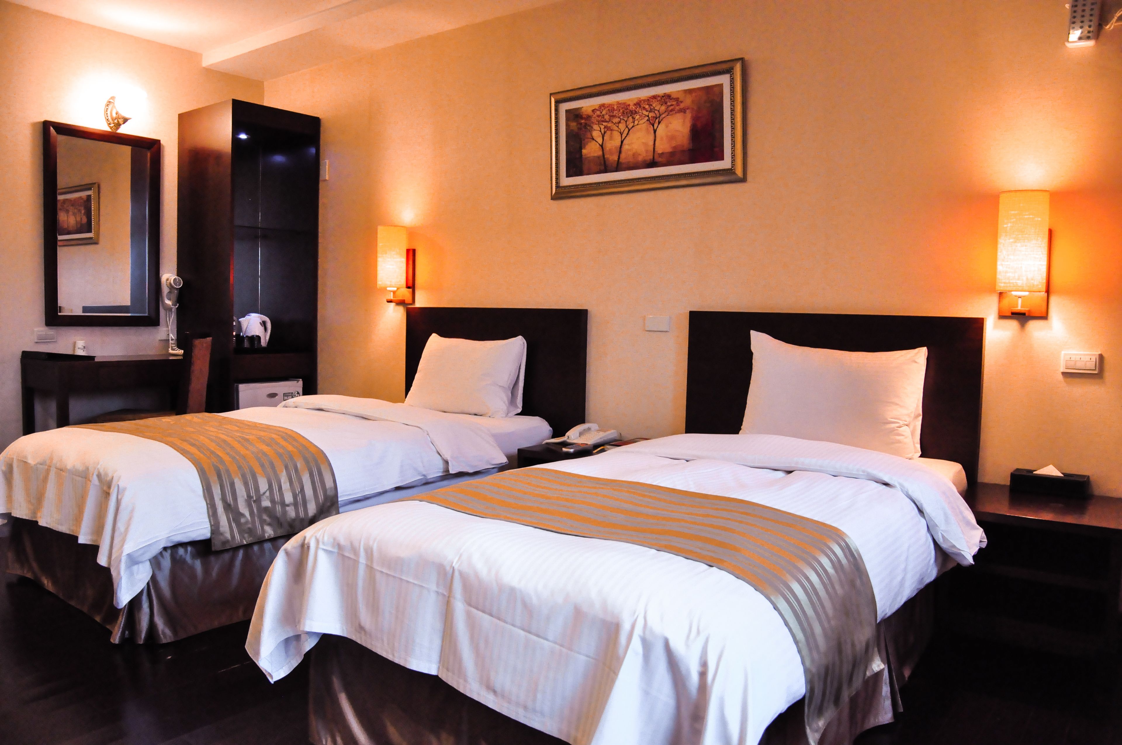 9 Hotel