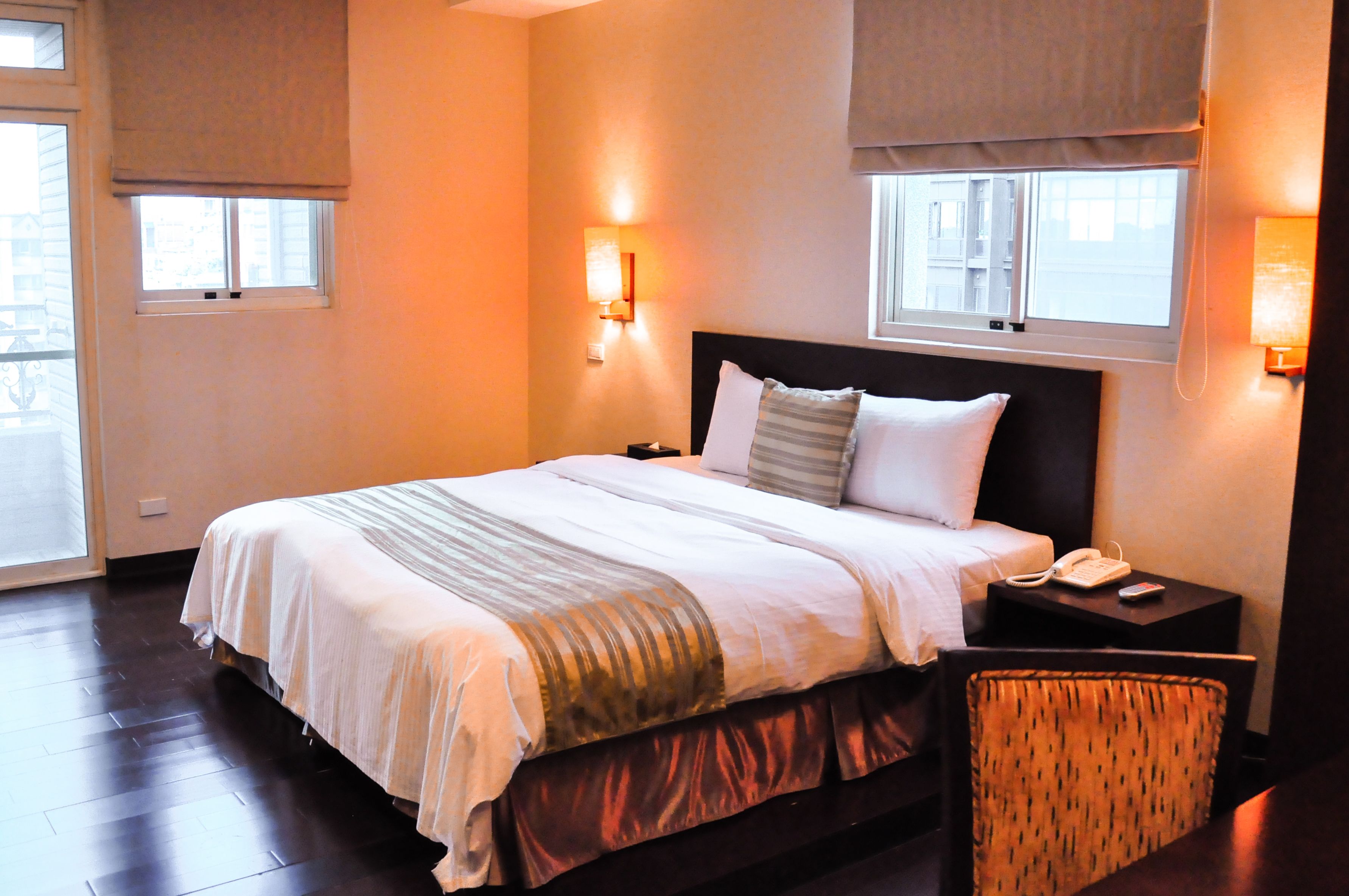 9 Hotel