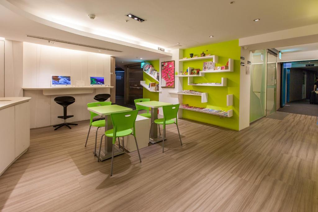 9ine Hotel