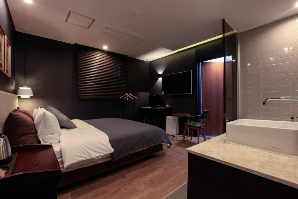 Brown Dot Hotel Yangjeong