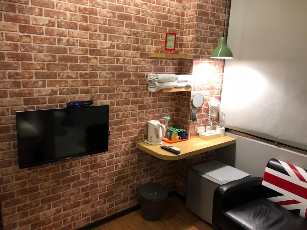 Honey Prince Hotel