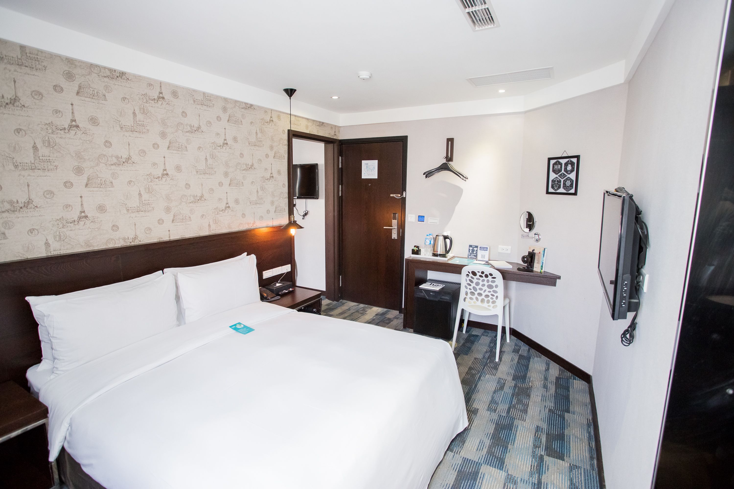 Khan Hotel