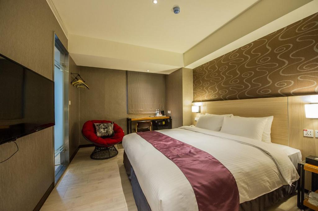 Lucky Apple Hotel