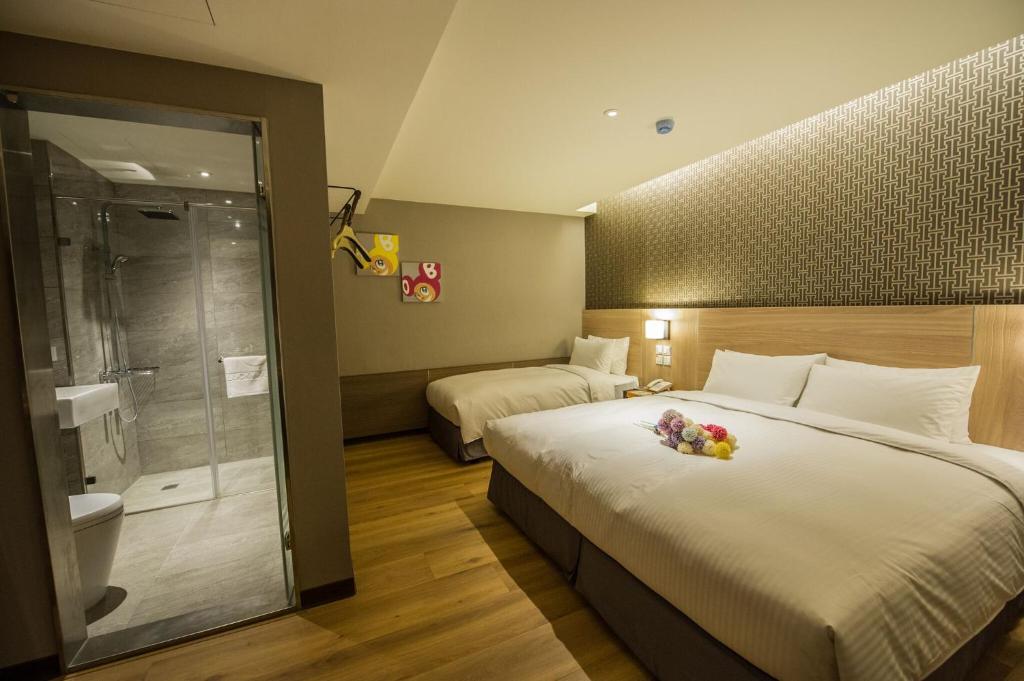 Lucky Apple Hotel