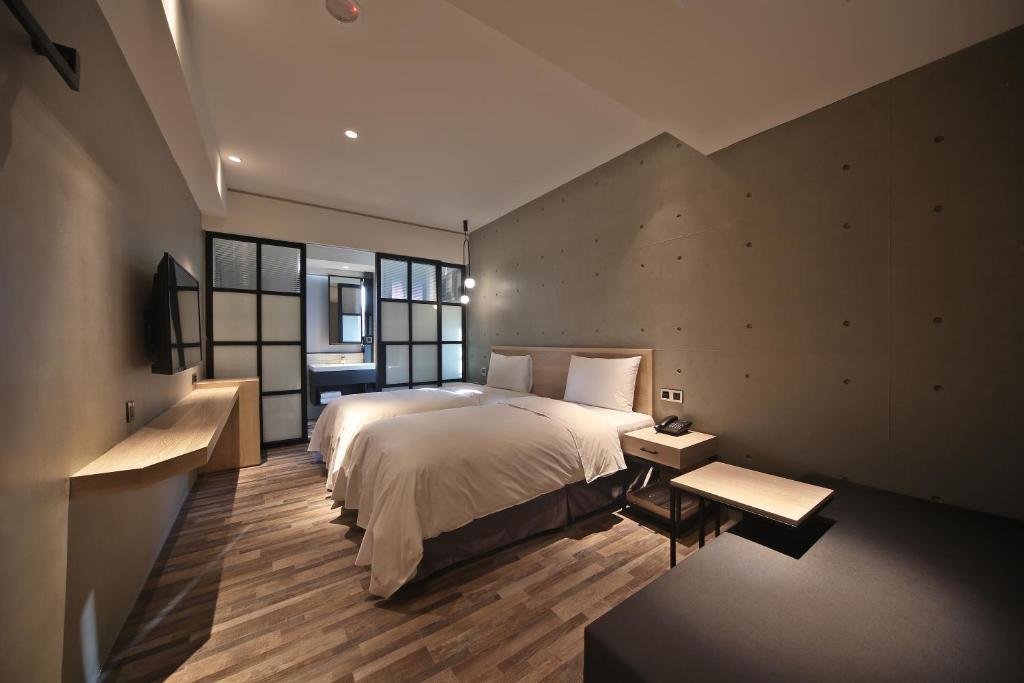 Micro Hotel