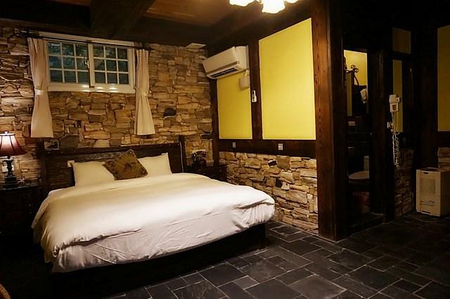 Provence Rose Lodge