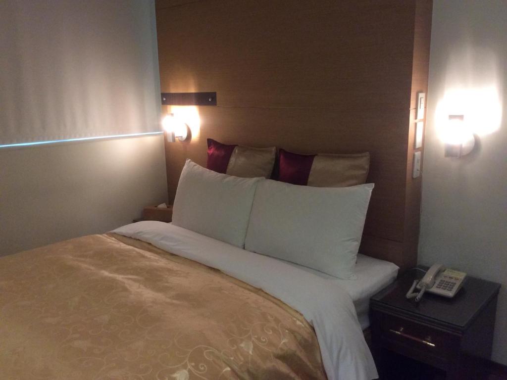 Purple Garden Hotel