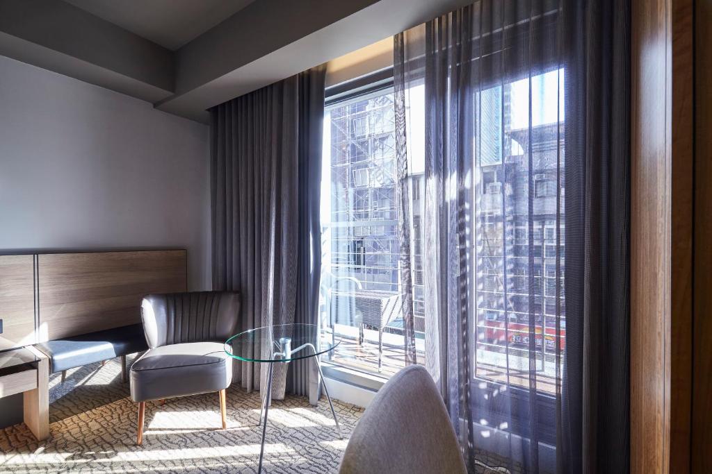 Simple Plus Hotel