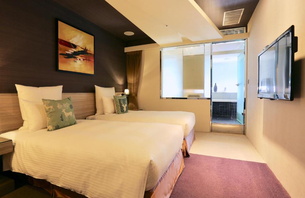 V one Hotel