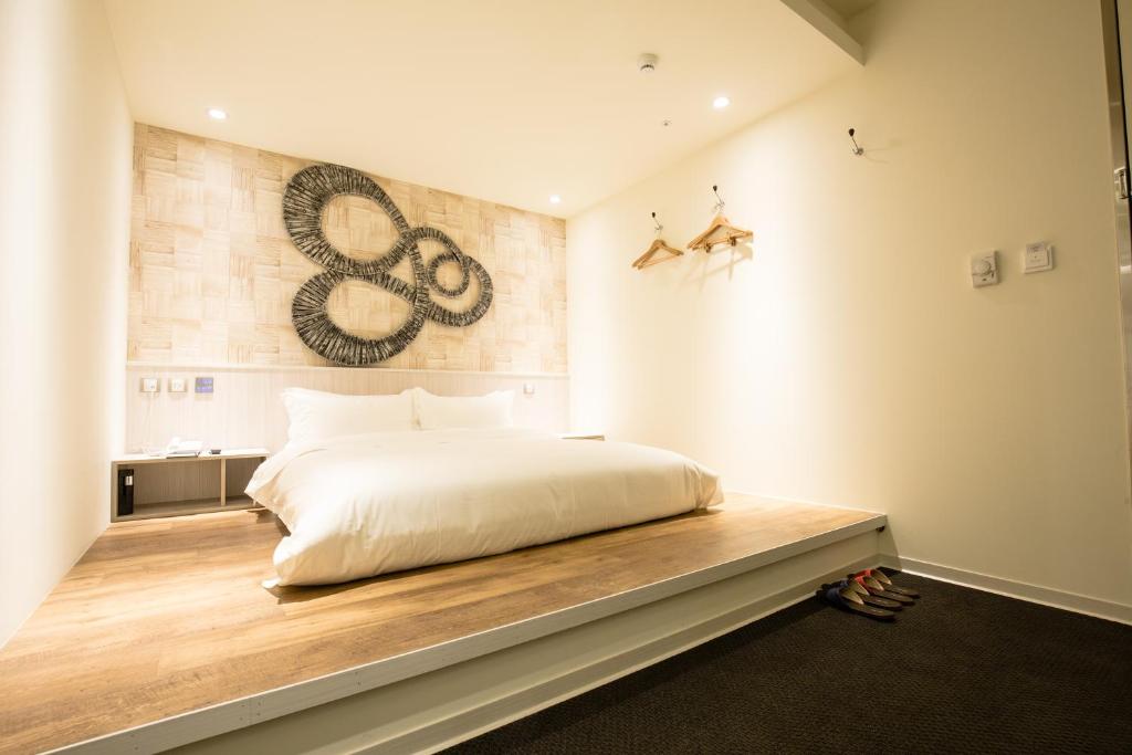 Walker Hotel. Ximen