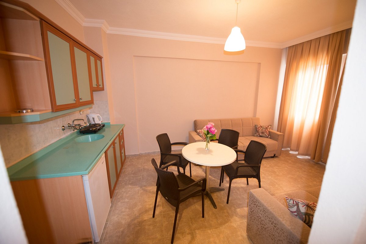 Albatros Apartments