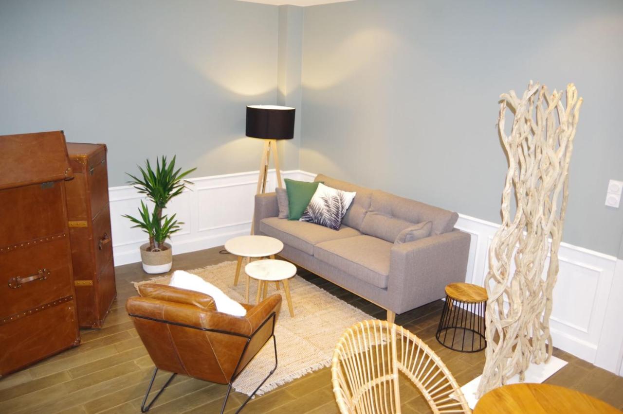Logis Hotel Spa Le Roc Au Chien