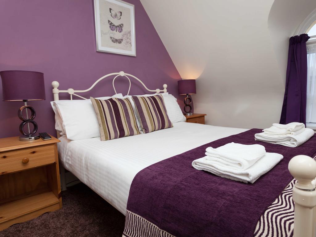 The Belmont - Guest House