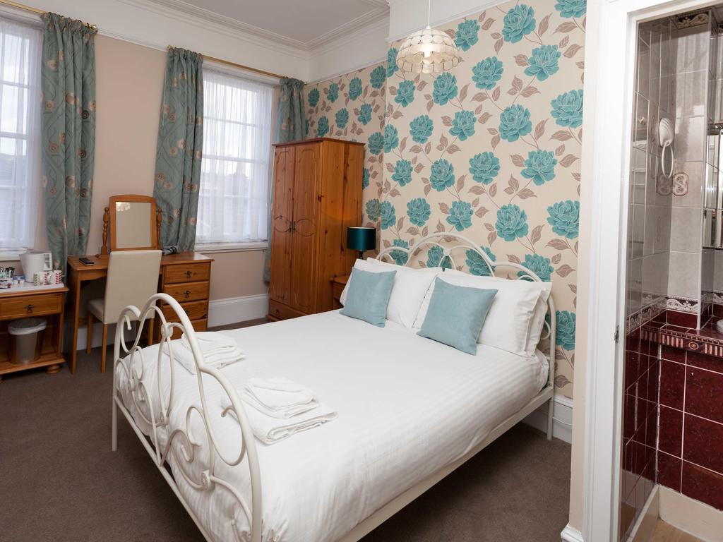 The Belmont - Guest House