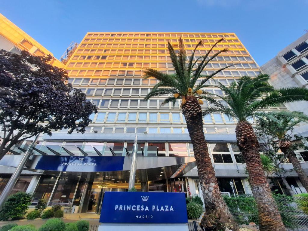 Princesa Plaza Hotel (Formerly Courtyard)