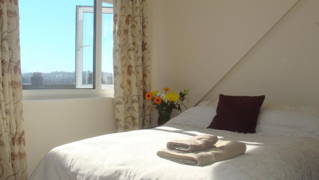 Harlequin Guest House