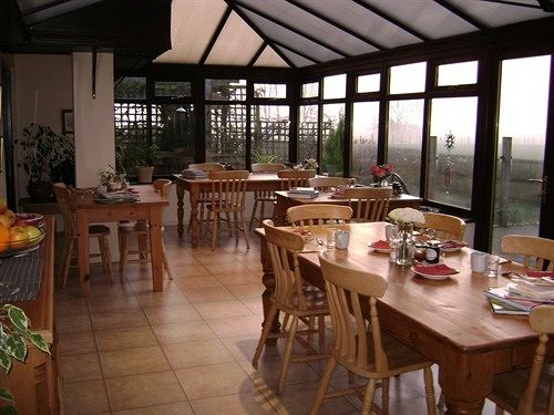 Robeanne House - Guest house