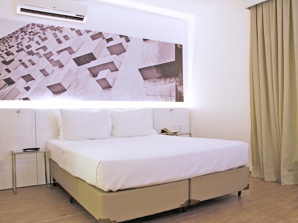 Base Concept Hotel Aeroporto