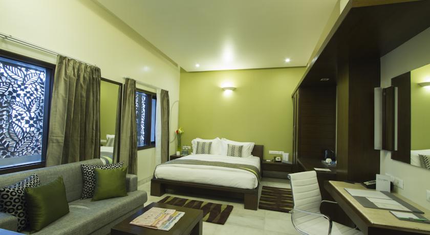 Leisure Inn Grand Chanakya