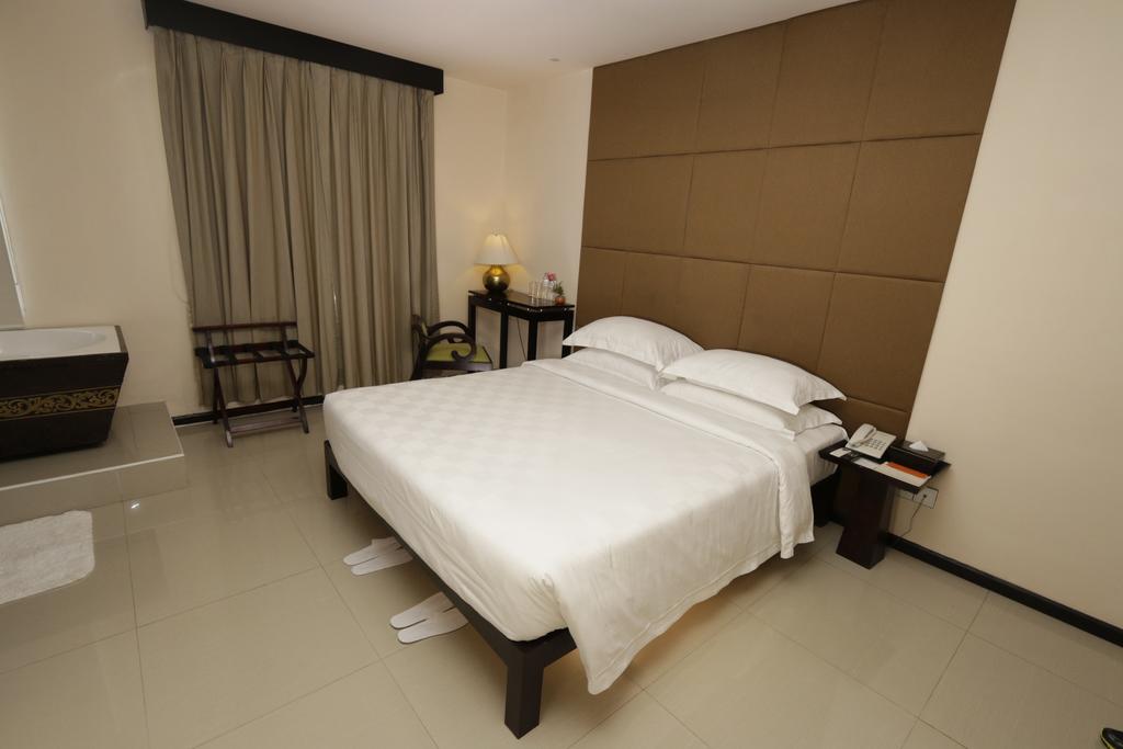 East Hotel