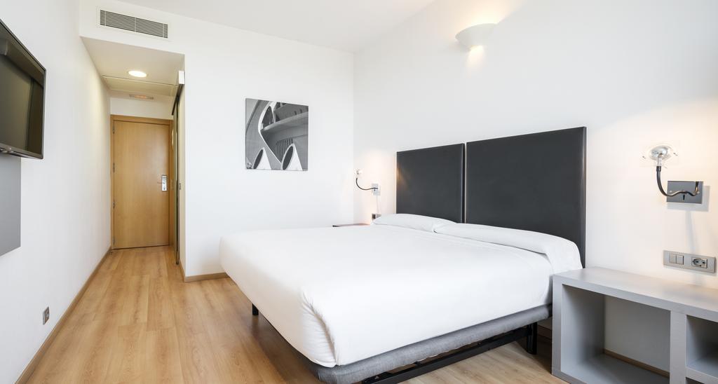 Hotel ILUNION Aqua 3