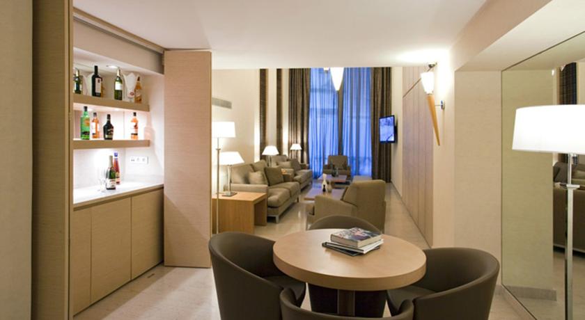 Central Athens Hotel