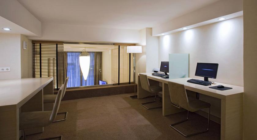 Central Athens Hotel